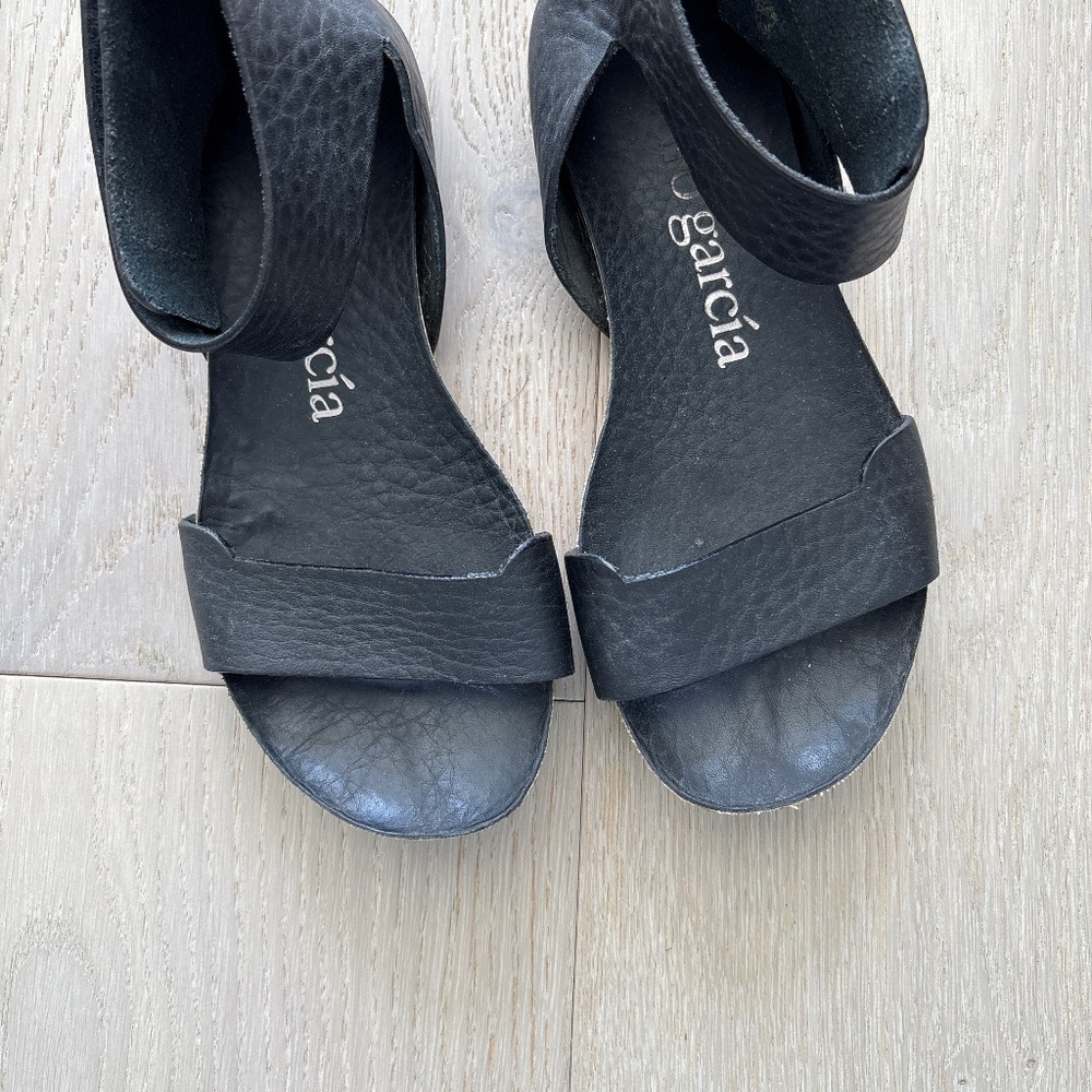 Pedro Garcia black sandals size 5